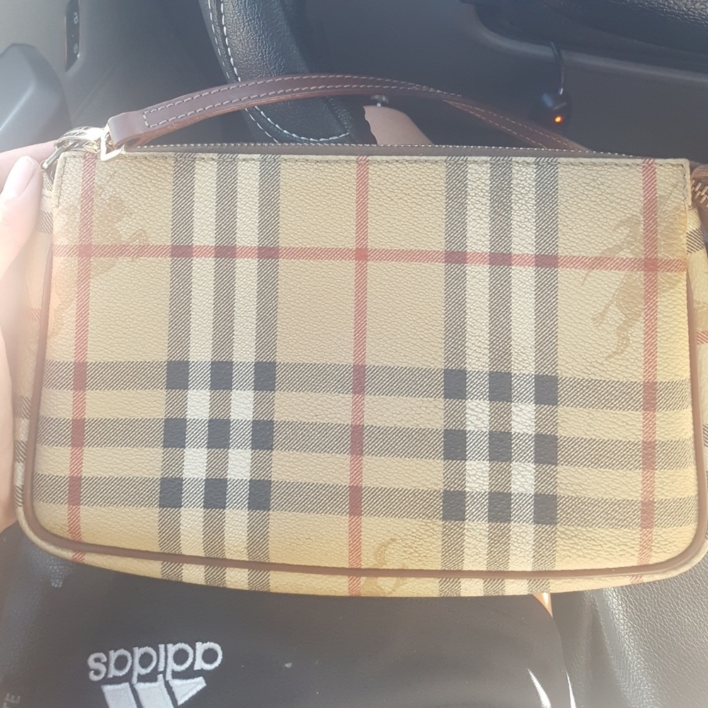 Burberry haymarket pouchette